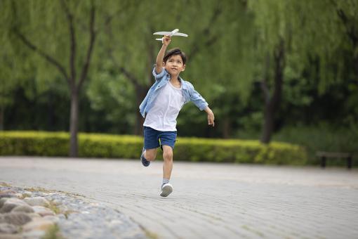 姓庄诗经最霸气的男孩名字