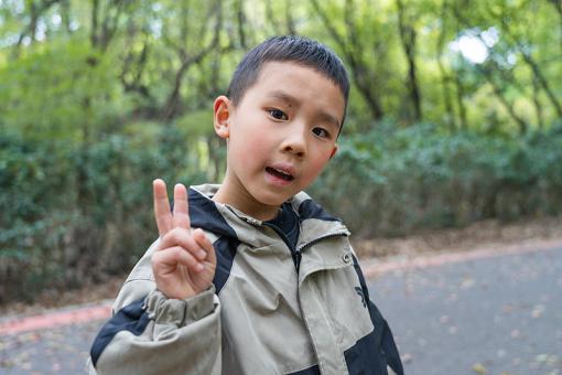 姓章男孩起个什么名好
